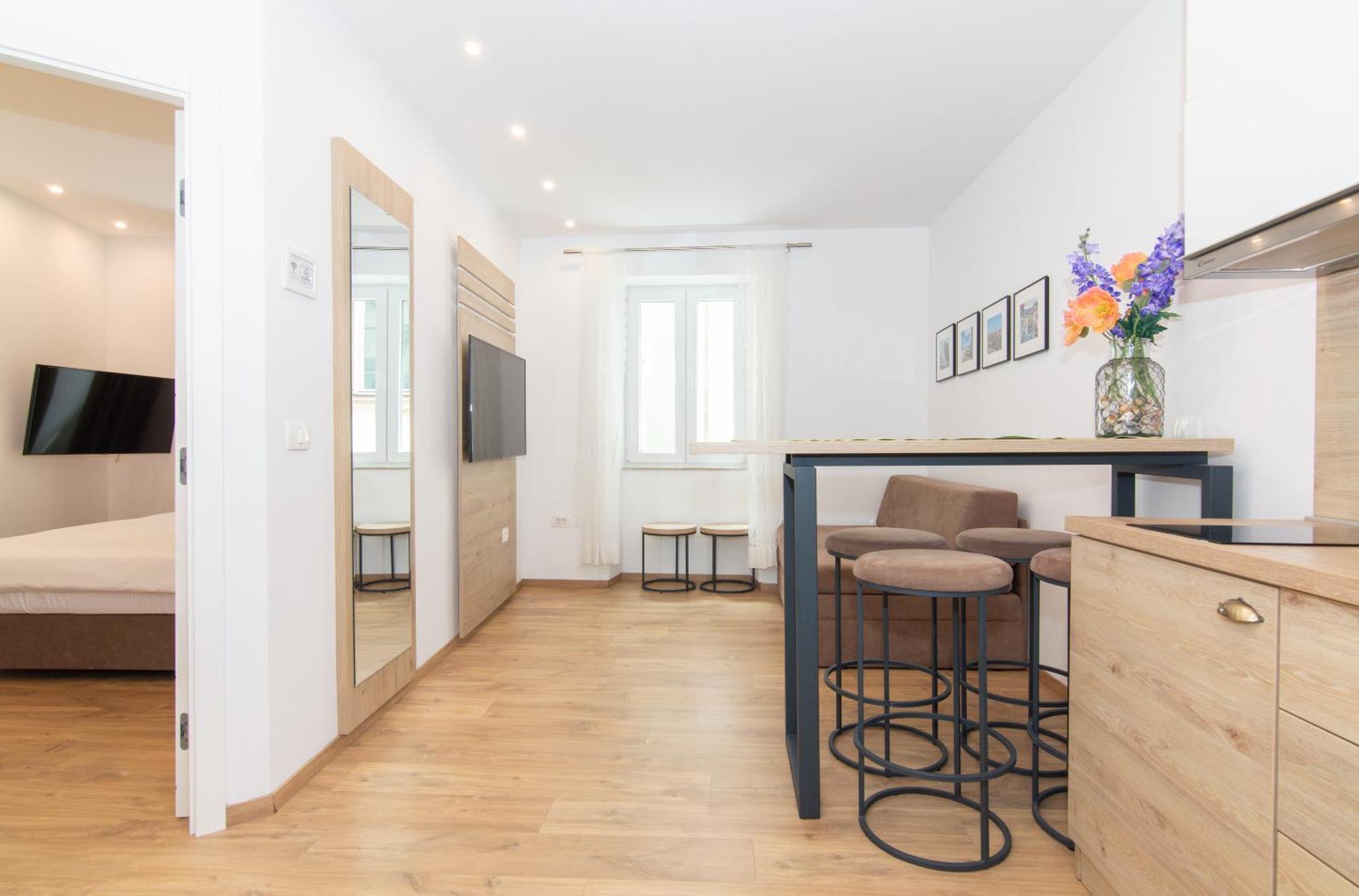 קופר Casa Mia - Apartments & Suites מראה חיצוני תמונה