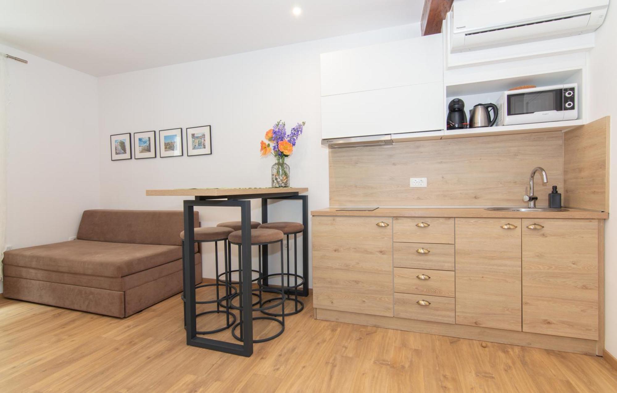 קופר Casa Mia - Apartments & Suites מראה חיצוני תמונה